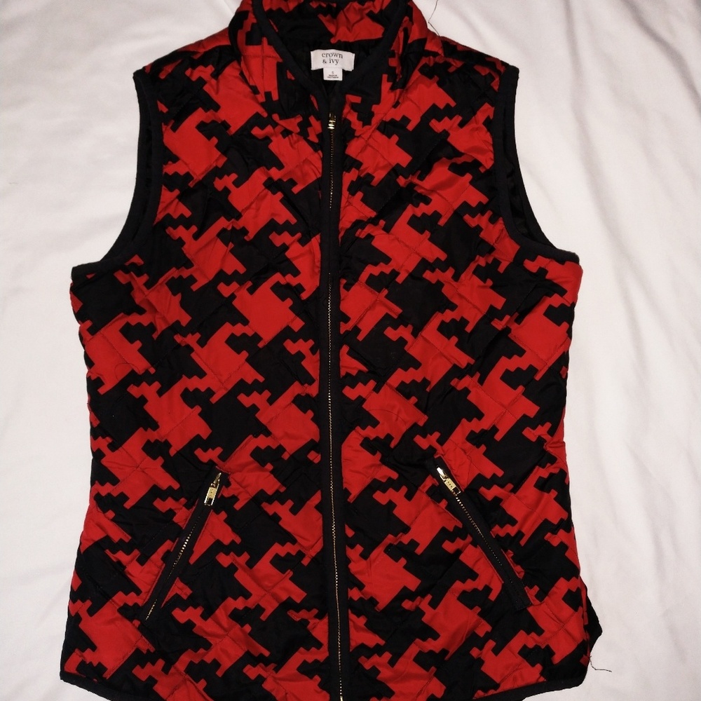Crown & Ivy Blk/red Checkered Vest sz S